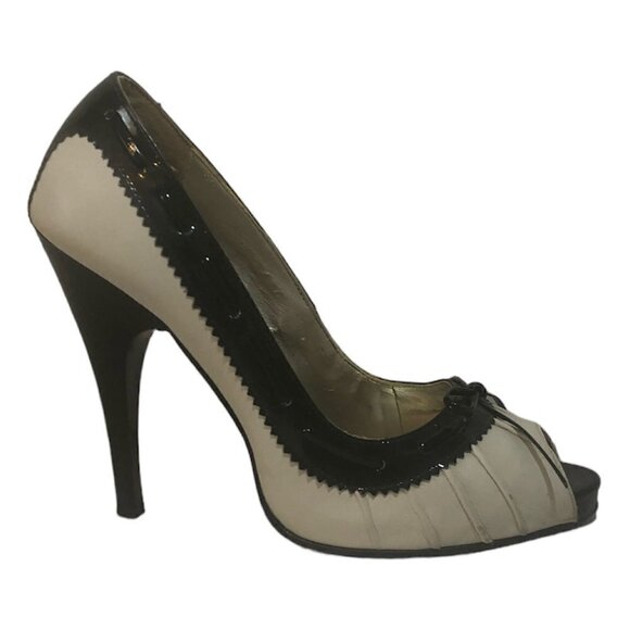 ANDREA Heels Women's Size 7.5 Cream Black Peep Toe Shoes - Picture 11 of 11